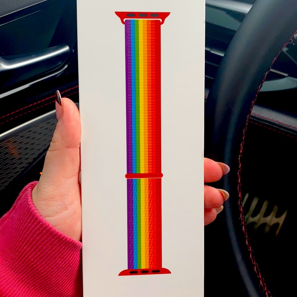 2019 Pride Edition Sport Loop APPLE- discontinued
